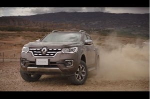 RENAULT ALASKAN versión Director